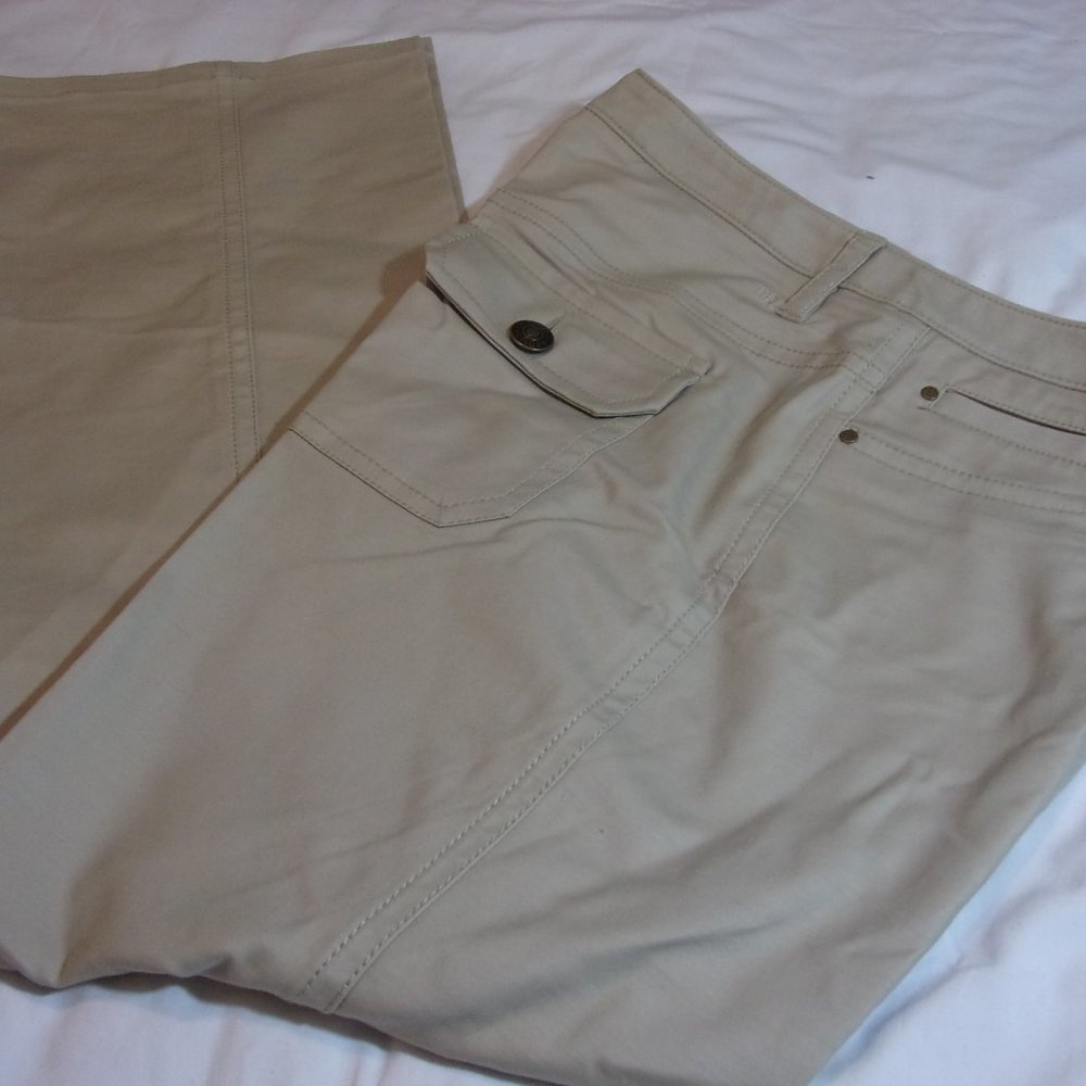 tommy Hilfiger Khaki Pants Size 14